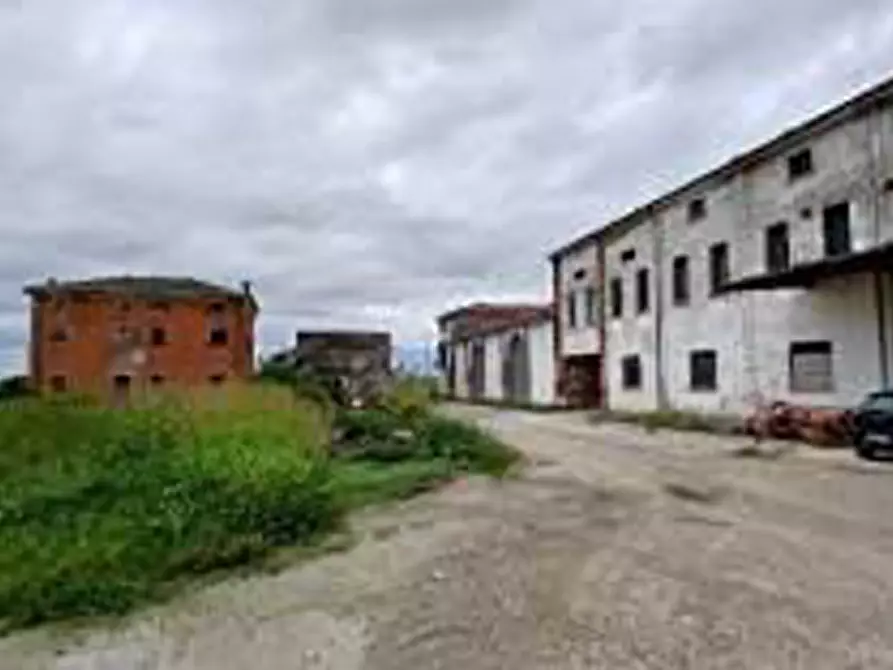 Immagine 4 di Terreno in vendita  in Località Ronchi a Povegliano Veronese