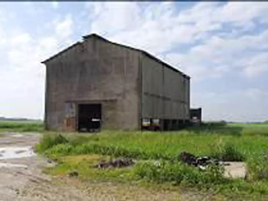 Immagine 82 di Terreno in vendita  in Località Ronchi a Povegliano Veronese