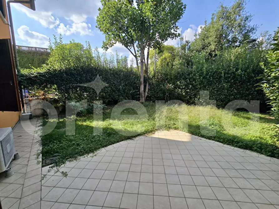 Immagine 15 di Appartamento in vendita  in Via Trento a Collebeato