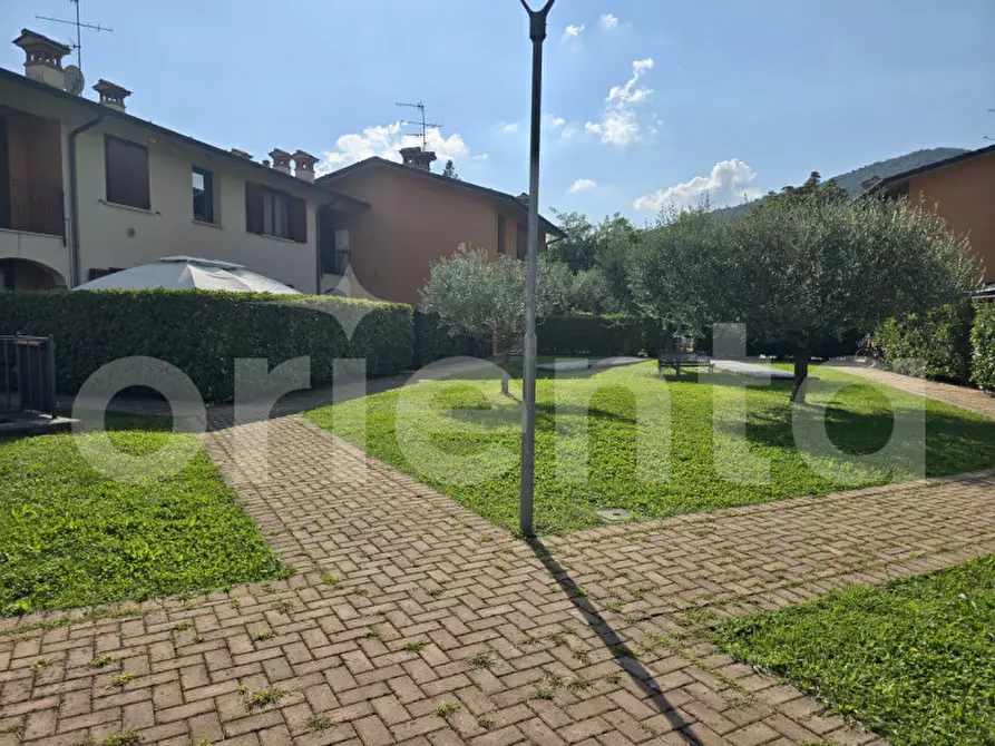 Immagine 19 di Appartamento in vendita  in Via Trento a Collebeato