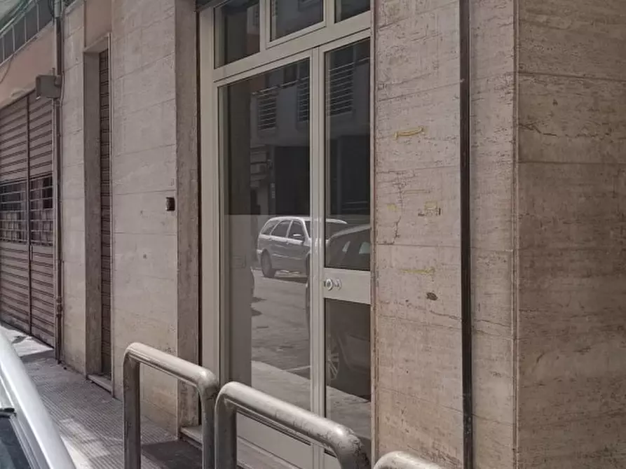 Immagine 2 di Ufficio in affitto  in via rossini, 48 a Andria