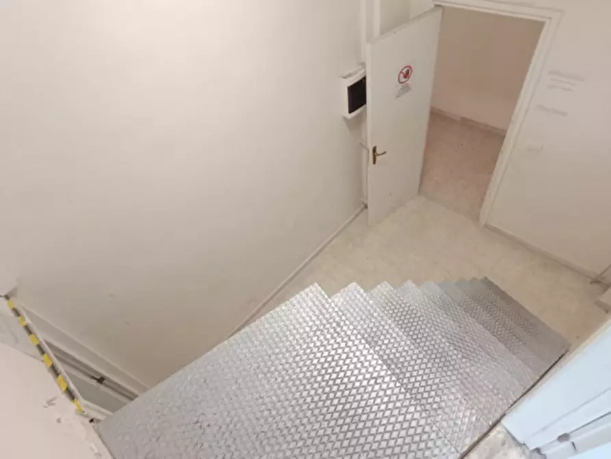 Immagine 5 di Ufficio in affitto  in via rossini, 48 a Andria