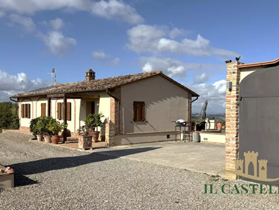 Immagine 2 di Rustico / casale in vendita  in VILLASTRADA a Castiglione Del Lago