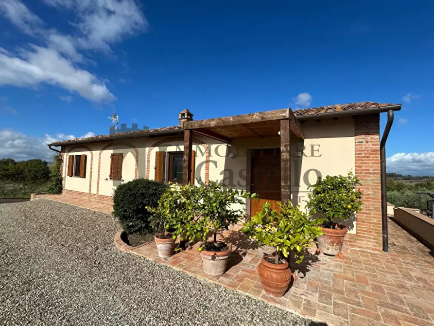 Immagine 3 di Villa in vendita  in VILLASTRADA a Castiglione Del Lago