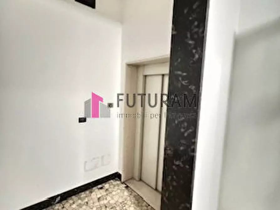 Immagine 20 di Ufficio in affitto  in Via Beato Pellegrino a Padova