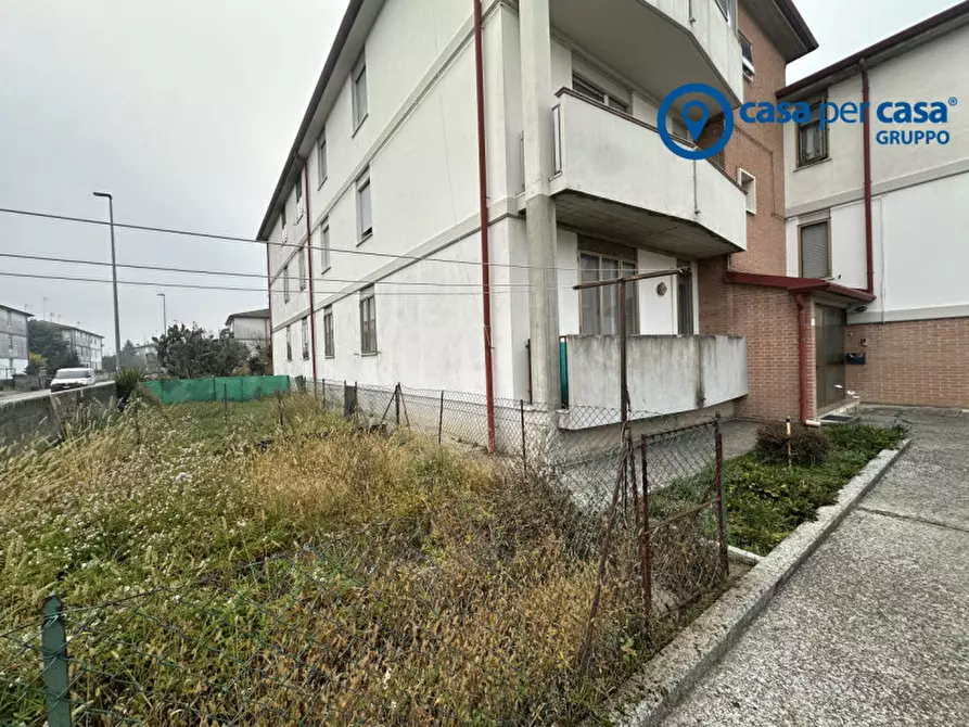 Immagine 16 di Appartamento in vendita  in Via Allende a Adria