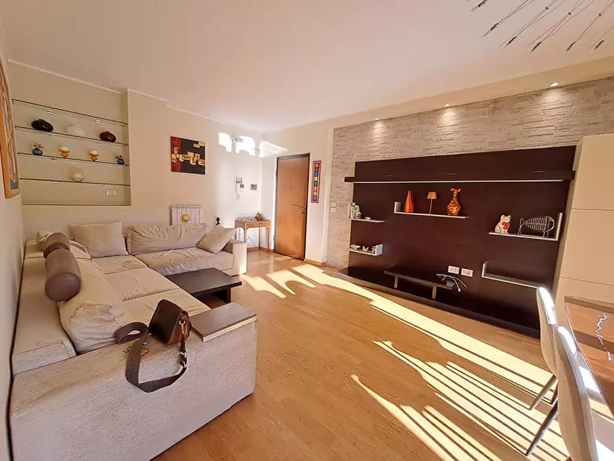 Immagine 1 di Appartamento in vendita  a Passignano Sul Trasimeno