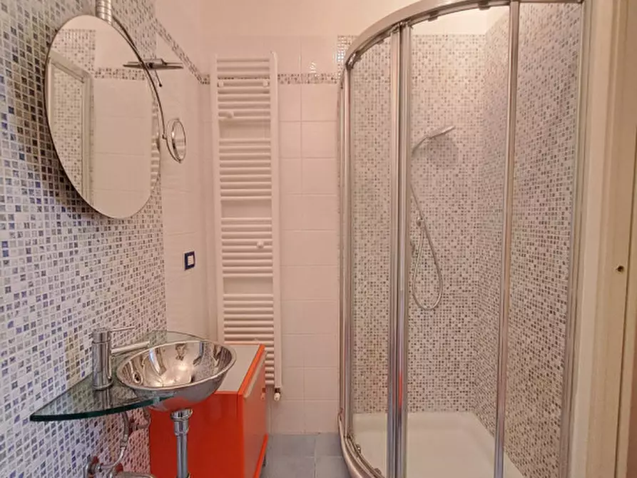 Immagine 17 di Appartamento in vendita  a Passignano Sul Trasimeno