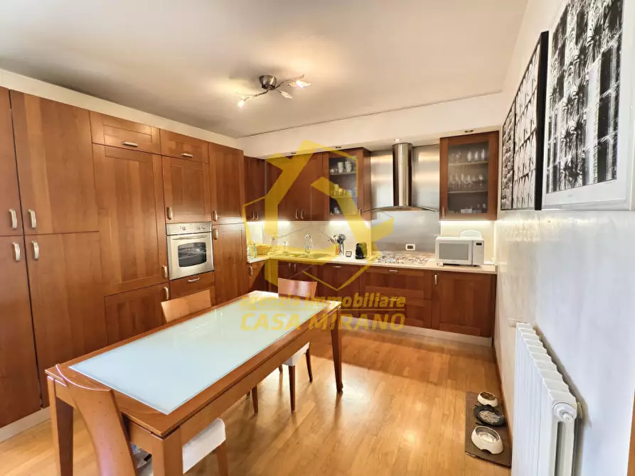 Immagine 7 di Appartamento in vendita  in Piazza Martiri della Libertà a Mirano