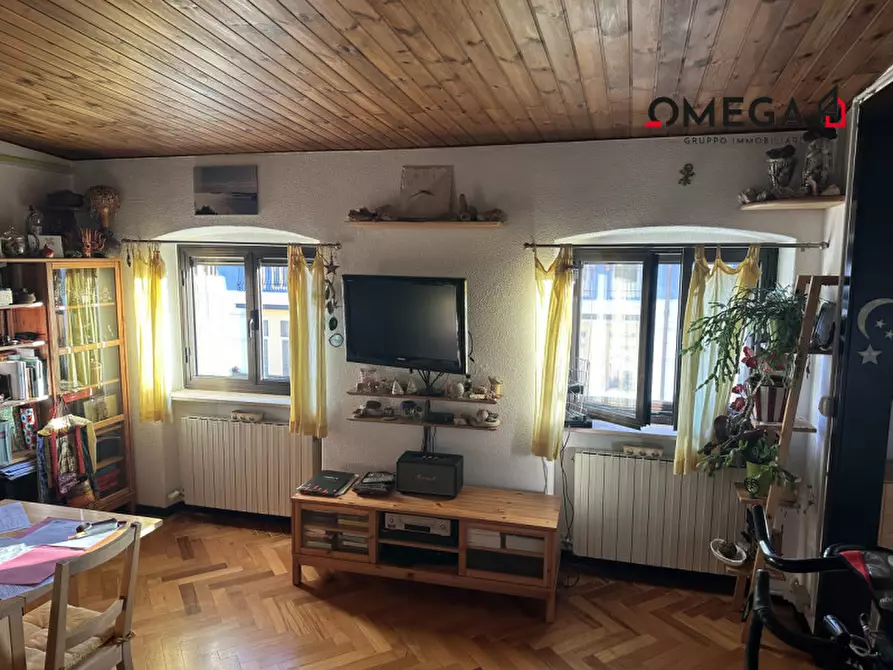 Immagine 3 di Appartamento in vendita  in VIA REVOLTELLA 30 a Trieste