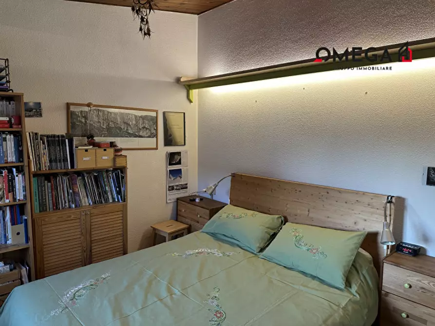 Immagine 12 di Appartamento in vendita  in VIA REVOLTELLA 30 a Trieste