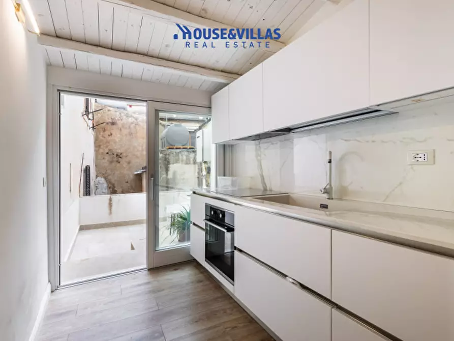 Immagine 11 di Appartamento in vendita  in Corso Vittorio Emanuele a Noto