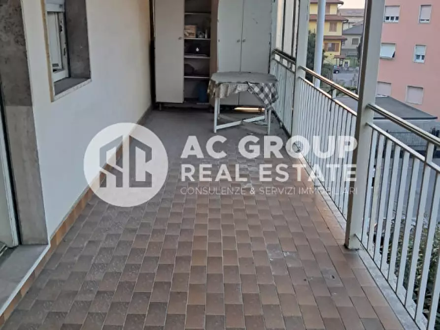 Immagine 11 di Appartamento in vendita  in C.so Europa a Solaro