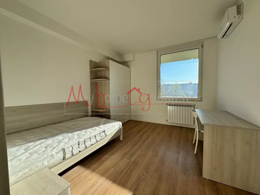 Immagine 10 di Appartamento in vendita  in Via Luigi Pellizzo a Padova