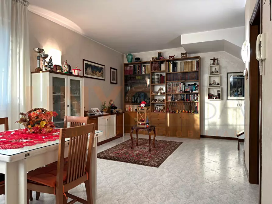 Immagine 3 di Casa quadrifamiliare in vendita  in Via Venzone a Padova