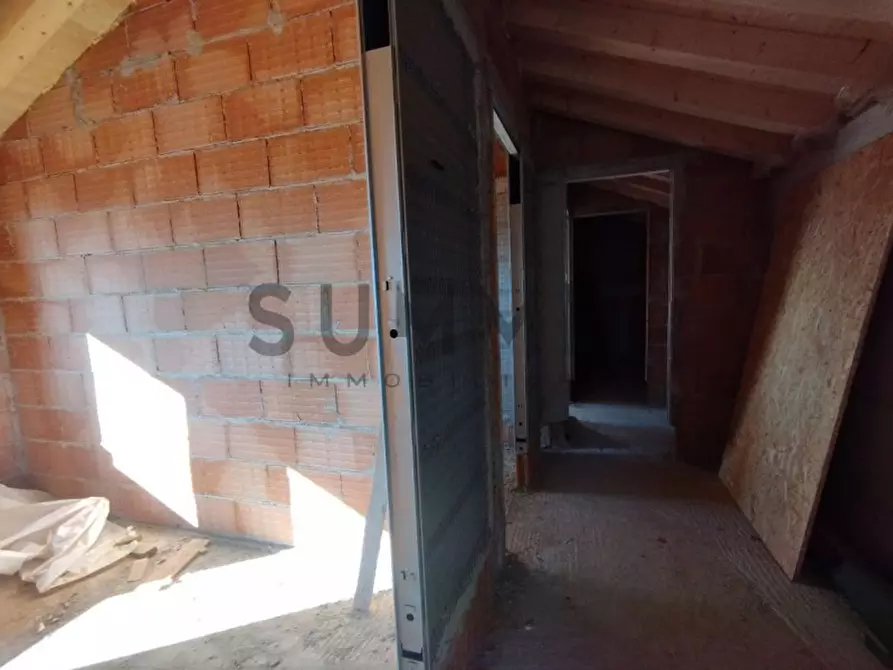 Immagine 7 di Villa in vendita  a Schio