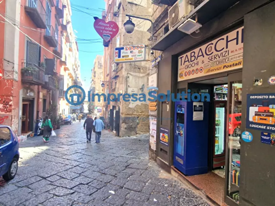 Immagine 2 di Attività commerciale in vendita  in Via San Mattia a Napoli