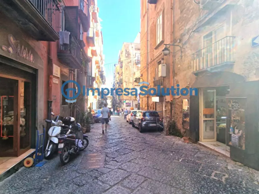 Immagine 8 di Attività commerciale in vendita  in Via San Mattia a Napoli