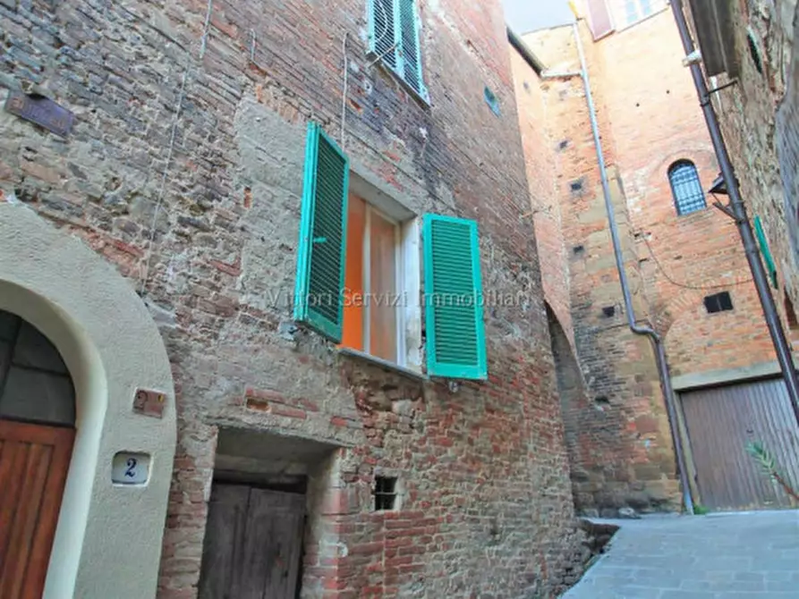 Immagine 21 di Casa bifamiliare in vendita  in Via Baldassarre Peruzzi a Torrita Di Siena