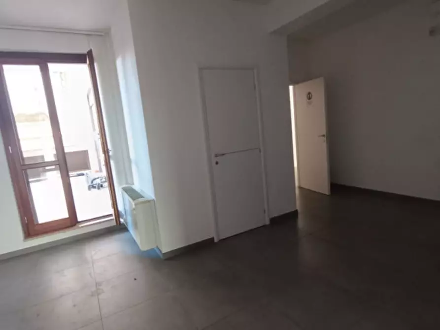 Immagine 13 di Negozio in vendita  in VIA CORATO, 202 a Andria