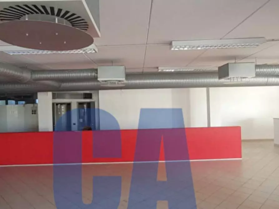 Immagine 8 di Ufficio in affitto  in VIA RUCELLAI BERNARDO a Milano