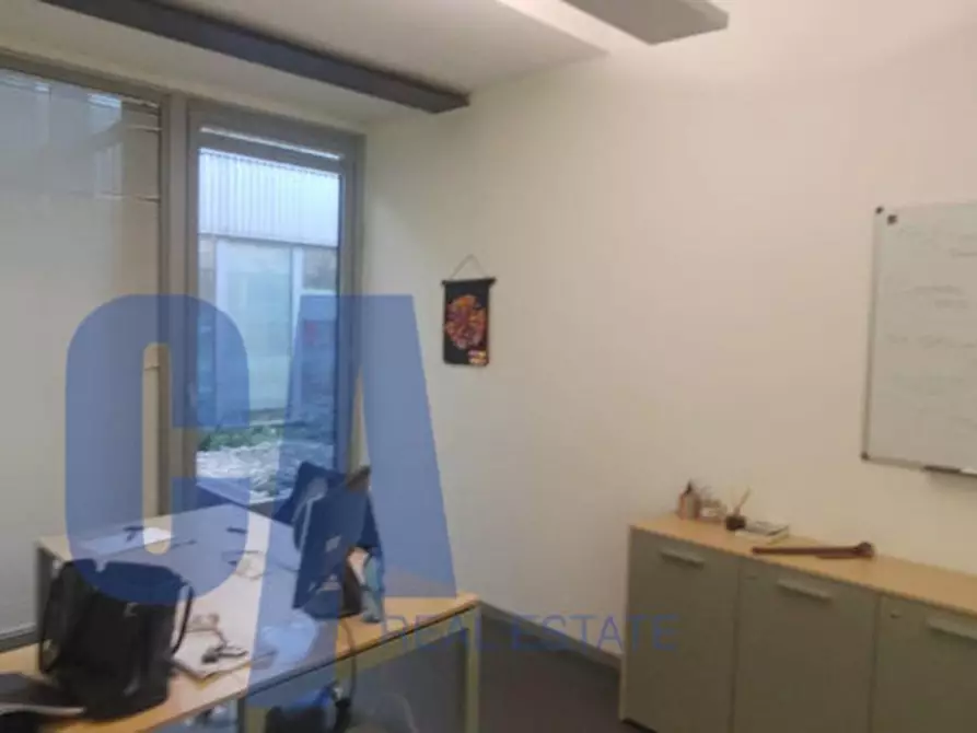 Immagine 21 di Ufficio in affitto  in VIA RUCELLAI BERNARDO a Milano