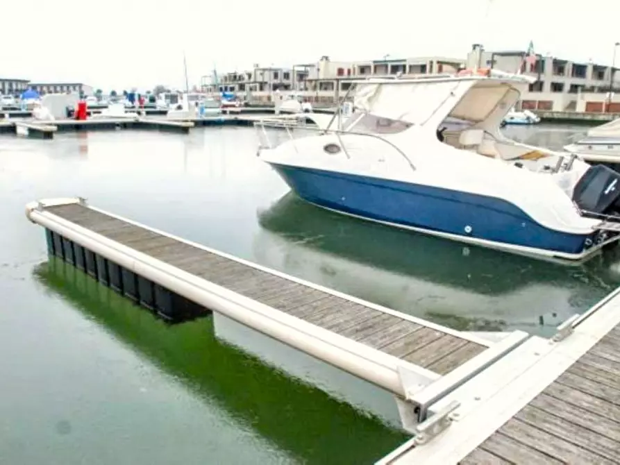Immagine 1 di Posto auto in vendita  in Marina di Porto Reno, 48123 Ravenna RA, Italia a Ravenna
