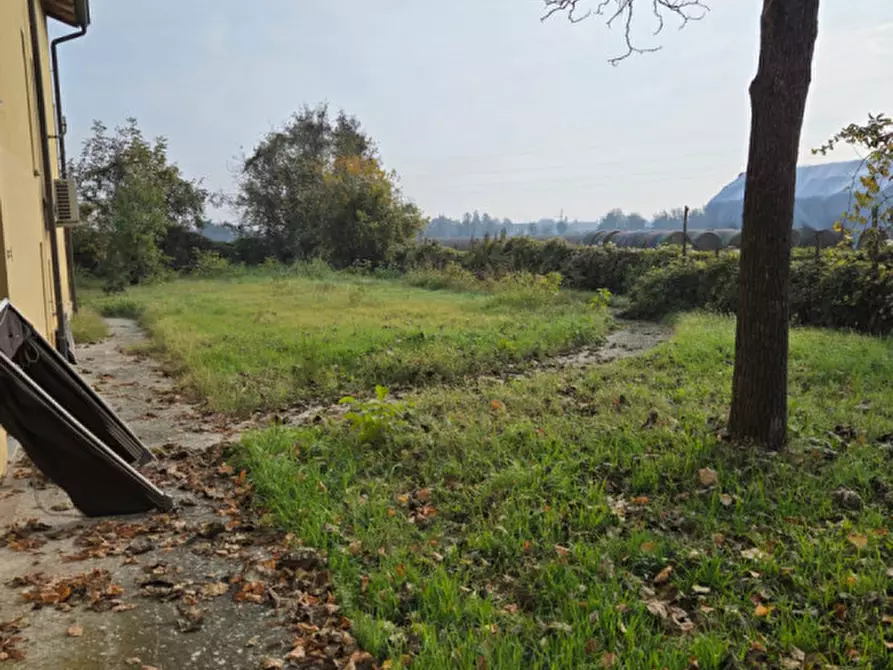 Immagine 12 di Casa indipendente in vendita  in Via Martiri della Liberazione, 78 a Parma