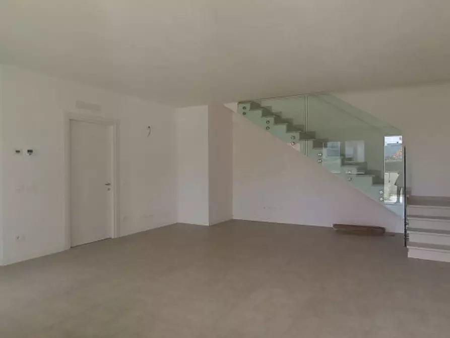 Immagine 10 di Villetta a schiera in vendita  in Piazza Elsa Morante a Ravenna