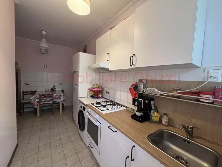 Immagine 2 di Appartamento in vendita  in Via delle Palme a Padova