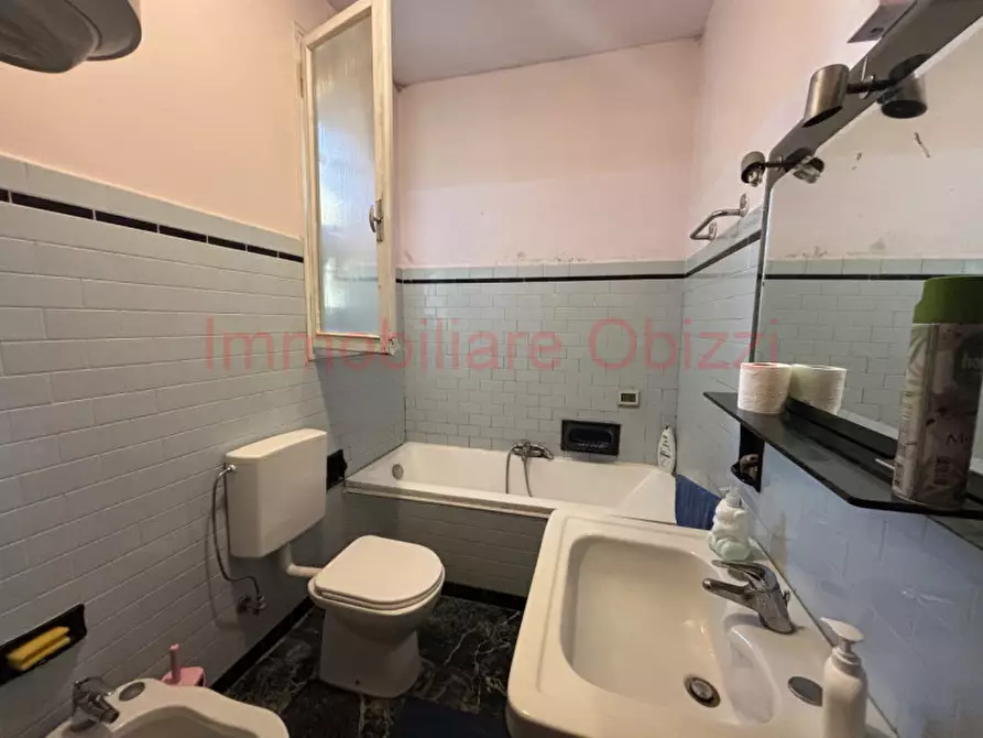 Immagine 10 di Appartamento in vendita  in Via delle Palme a Padova