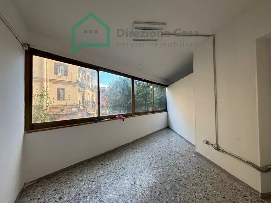 Immagine 5 di Negozio in affitto  in Vico Tutti i Santi a Napoli