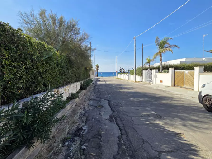 Immagine 3 di Villa in vendita  in Via Senigallia 27 a Taviano