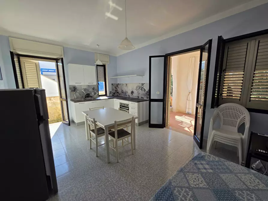 Immagine 14 di Villa in vendita  in Via Senigallia 27 a Taviano