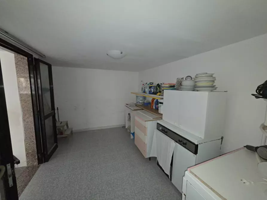 Immagine 22 di Villa in vendita  in Via Senigallia 27 a Taviano