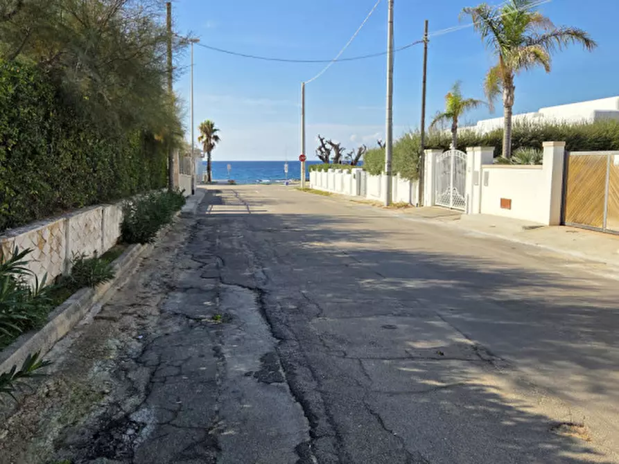 Immagine 32 di Villa in vendita  in Via Senigallia 27 a Taviano