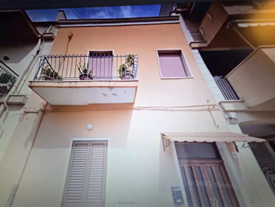 Immagine 1 di Casa indipendente in vendita  a Andria