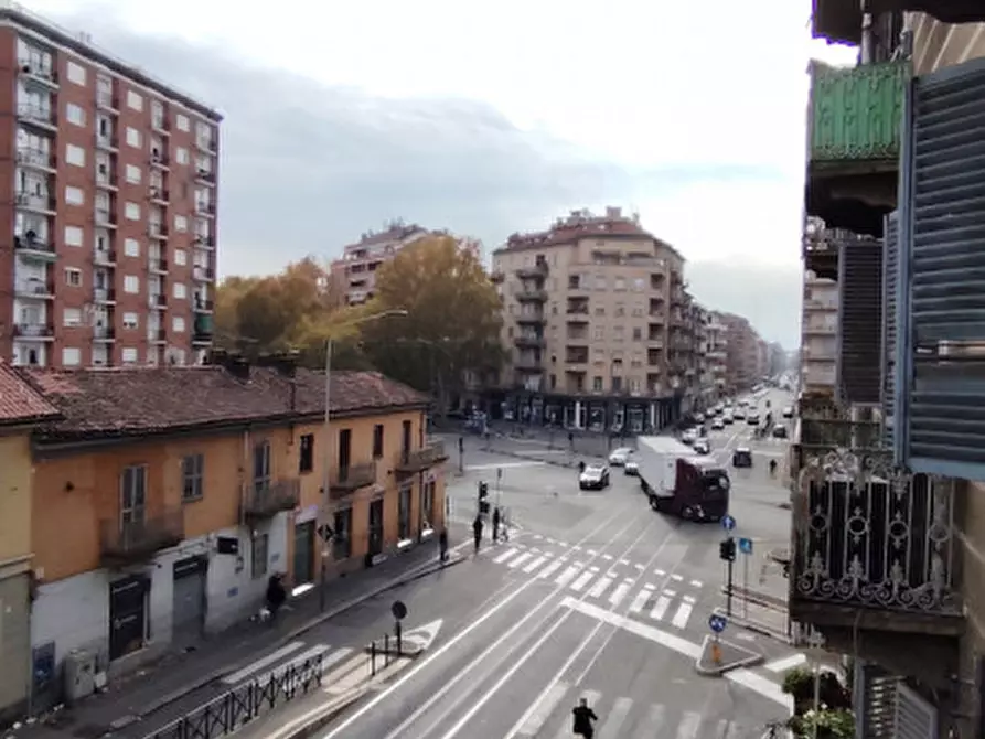 Immagine 8 di Appartamento in vendita  in Corso Novara, 25 a Torino
