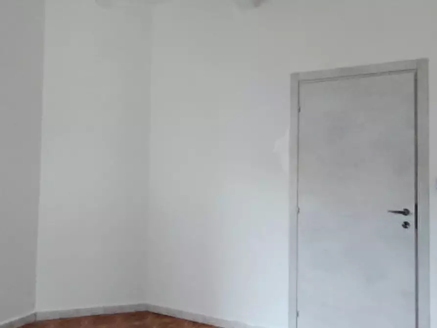 Immagine 18 di Appartamento in vendita  in Corso Novara, 25 a Torino