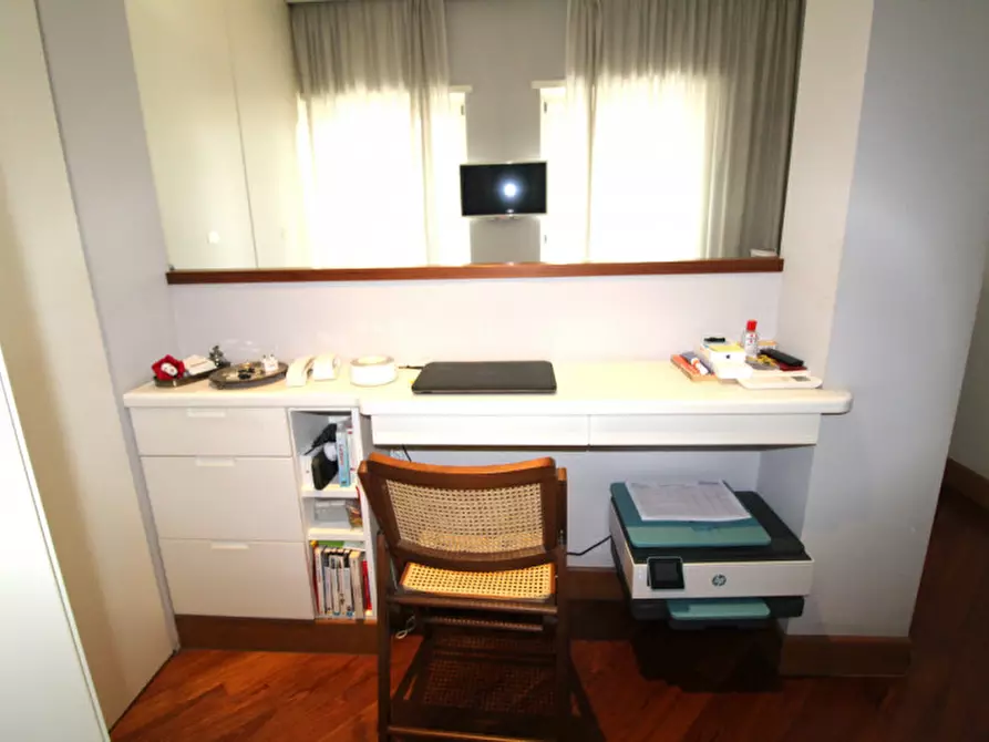 Immagine 13 di Appartamento in vendita  in Via Francesco Saverio Nitti a Roma