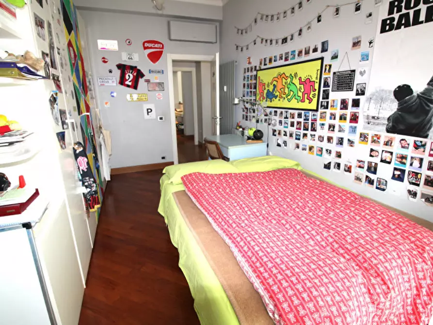 Immagine 17 di Appartamento in vendita  in Via Francesco Saverio Nitti a Roma