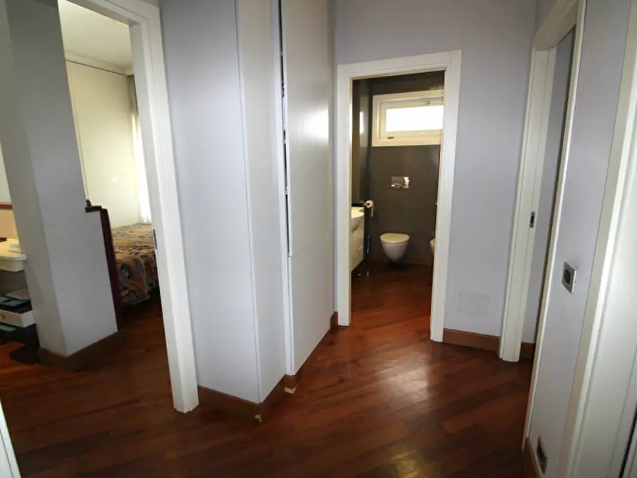 Immagine 18 di Appartamento in vendita  in Via Francesco Saverio Nitti a Roma