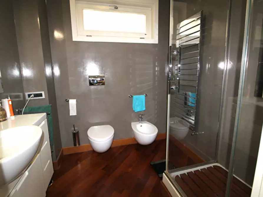 Immagine 19 di Appartamento in vendita  in Via Francesco Saverio Nitti a Roma