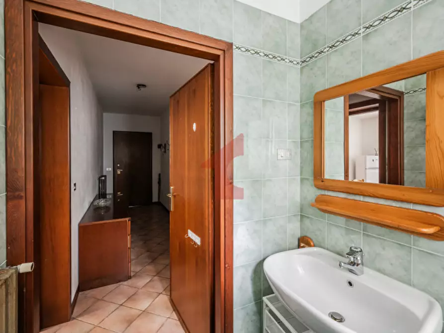 Immagine 17 di Appartamento in vendita  in Via Bolzoni 2 a Parma