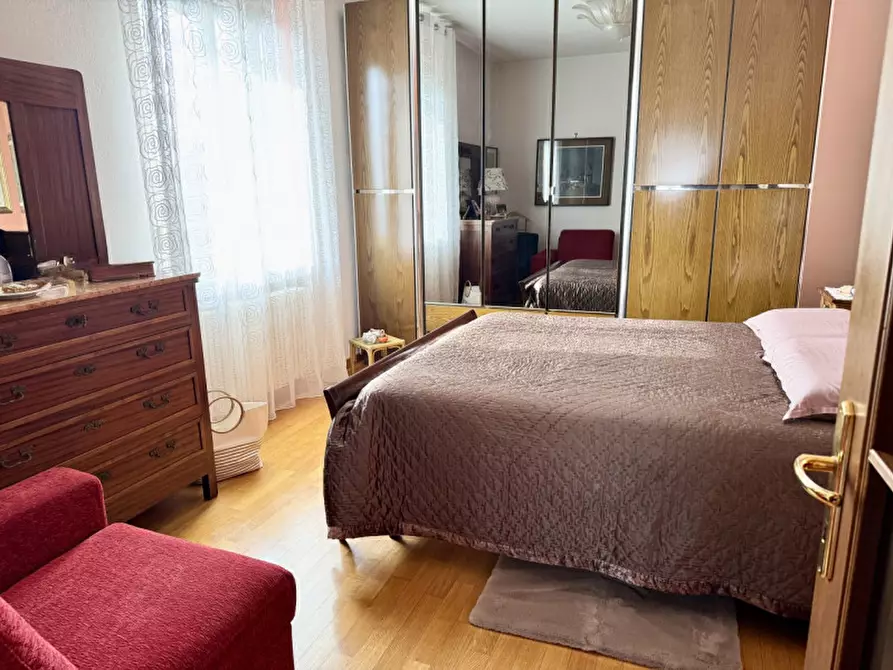 Immagine 12 di Appartamento in vendita  in VIA BASSANO DEL GRAPPA, 18 a Parma