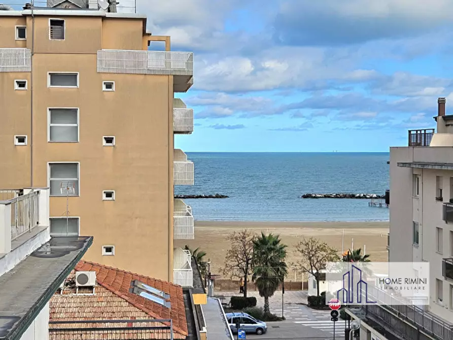 Immagine 1 di Hotel in vendita  in via pallotta 11 a Rimini