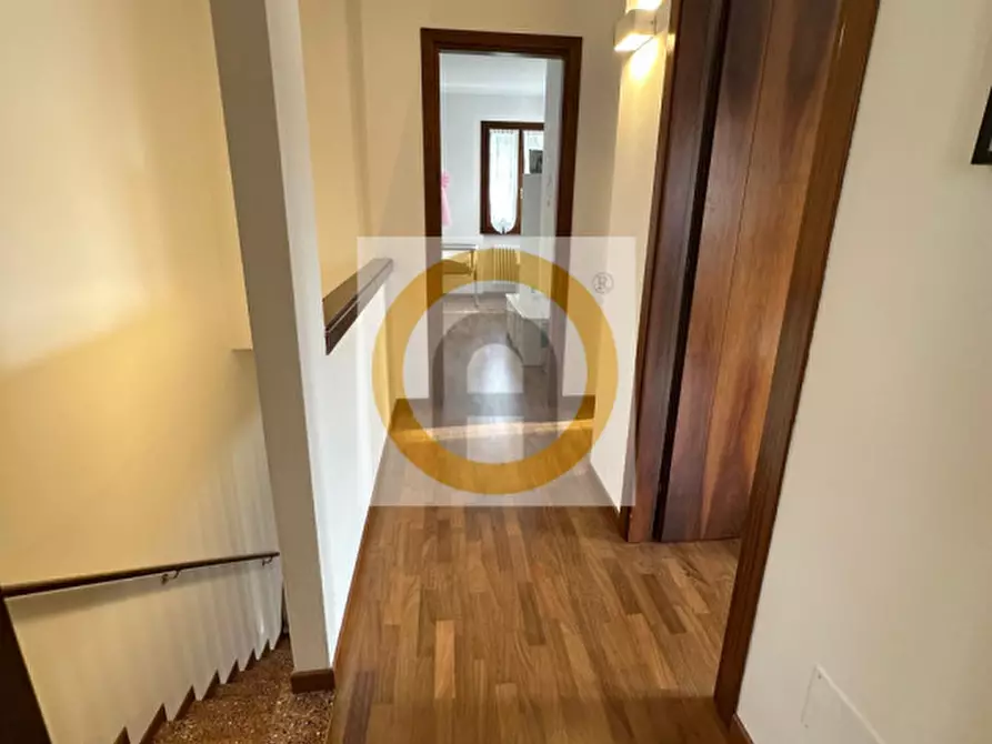 Immagine 10 di Casa bifamiliare in vendita  a Pove Del Grappa