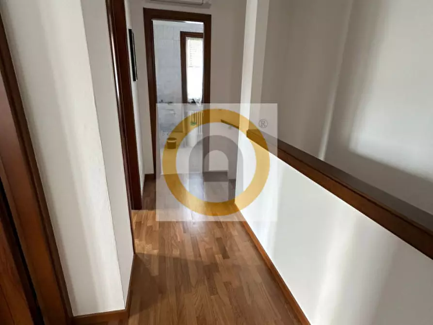 Immagine 11 di Casa bifamiliare in vendita  a Pove Del Grappa