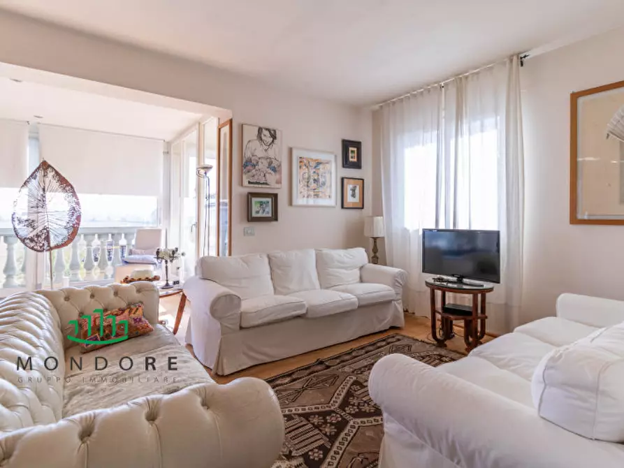 Immagine 10 di Attico in vendita  in via san donato 70 a Granarolo Dell'emilia