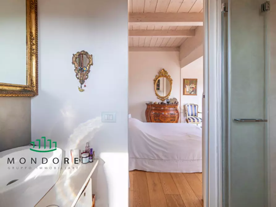 Immagine 37 di Attico in vendita  in via san donato 70 a Granarolo Dell'emilia